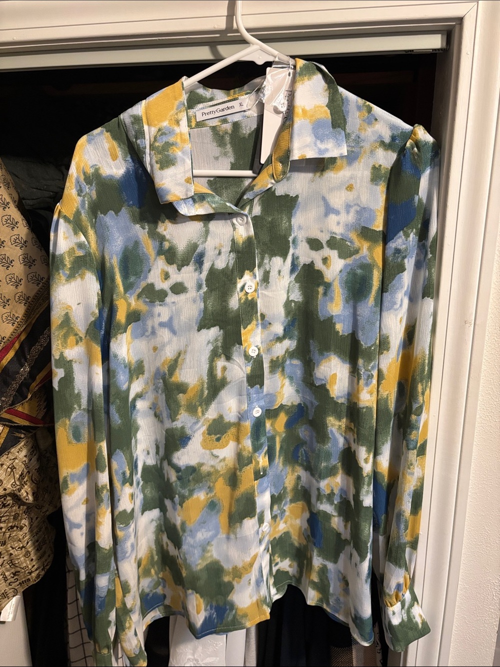 Men's Abstract Print Button-Up Shirt in Green/Blue/Yellow